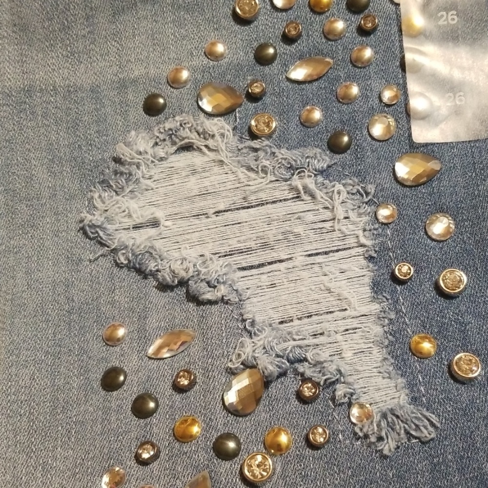 Lane Bryant Mid Rise Jeans - Picture 2 of 6